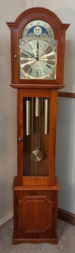 Grandmother clock exc - grandmother, clock-exc